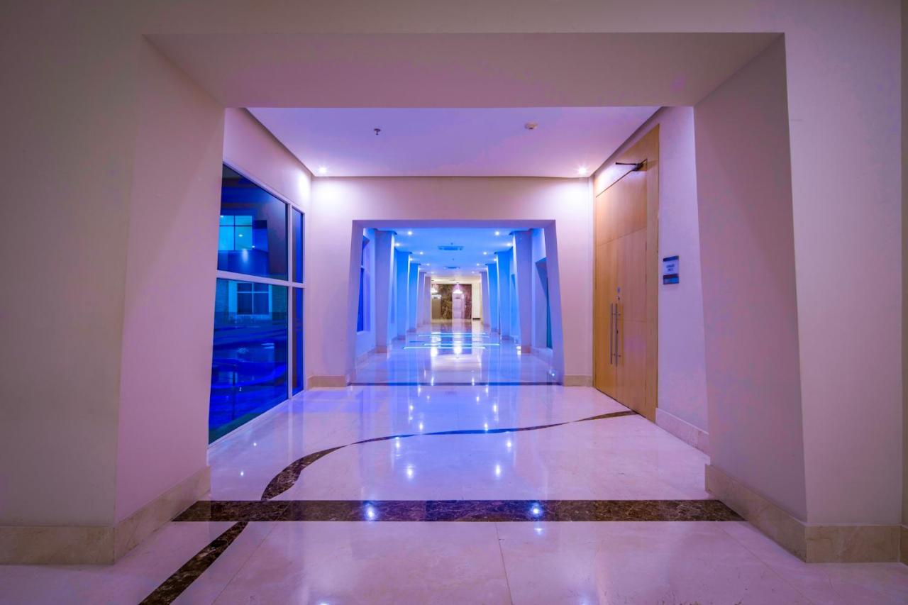 Hotel Dann Carlton Barranquilla Y Centro De Convenciones Exterior photo The interior of the hotel