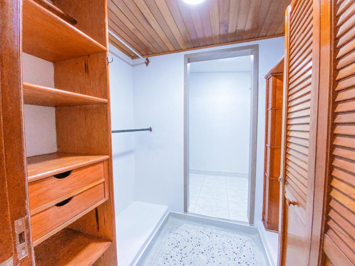 Hotel Dann Carlton Barranquilla Y Centro De Convenciones Exterior photo A walk-in closet