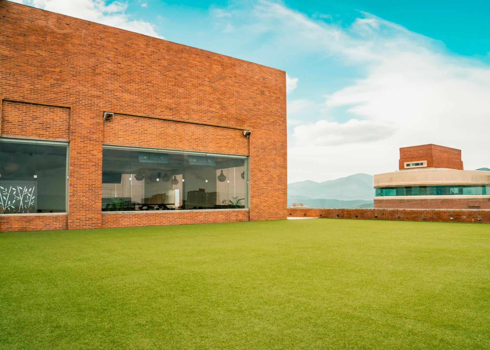 Hotel Dann Carlton Barranquilla Y Centro De Convenciones Exterior photo Rooftop of the library