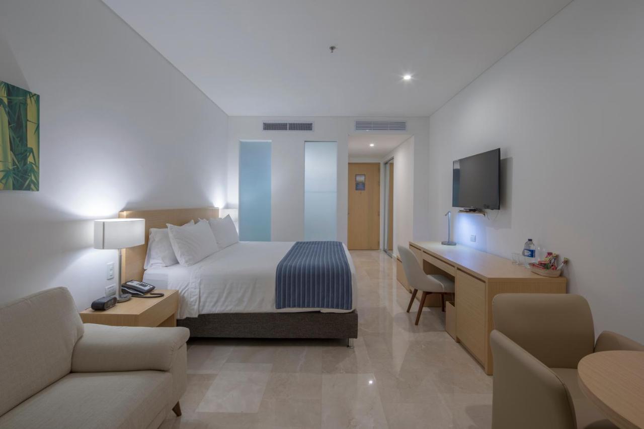 Hotel Dann Carlton Barranquilla Y Centro De Convenciones Exterior photo A room at the hotel